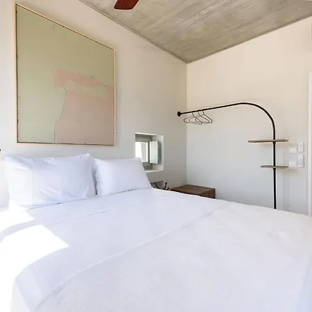 Iparenia * Chrisi Akti (Paros)